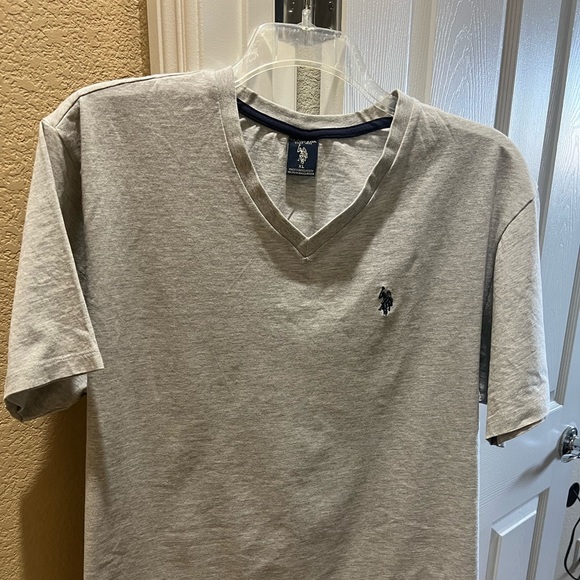 POLO MEN T-SHIRTS ($20 for 3) - Picture 4 of 6